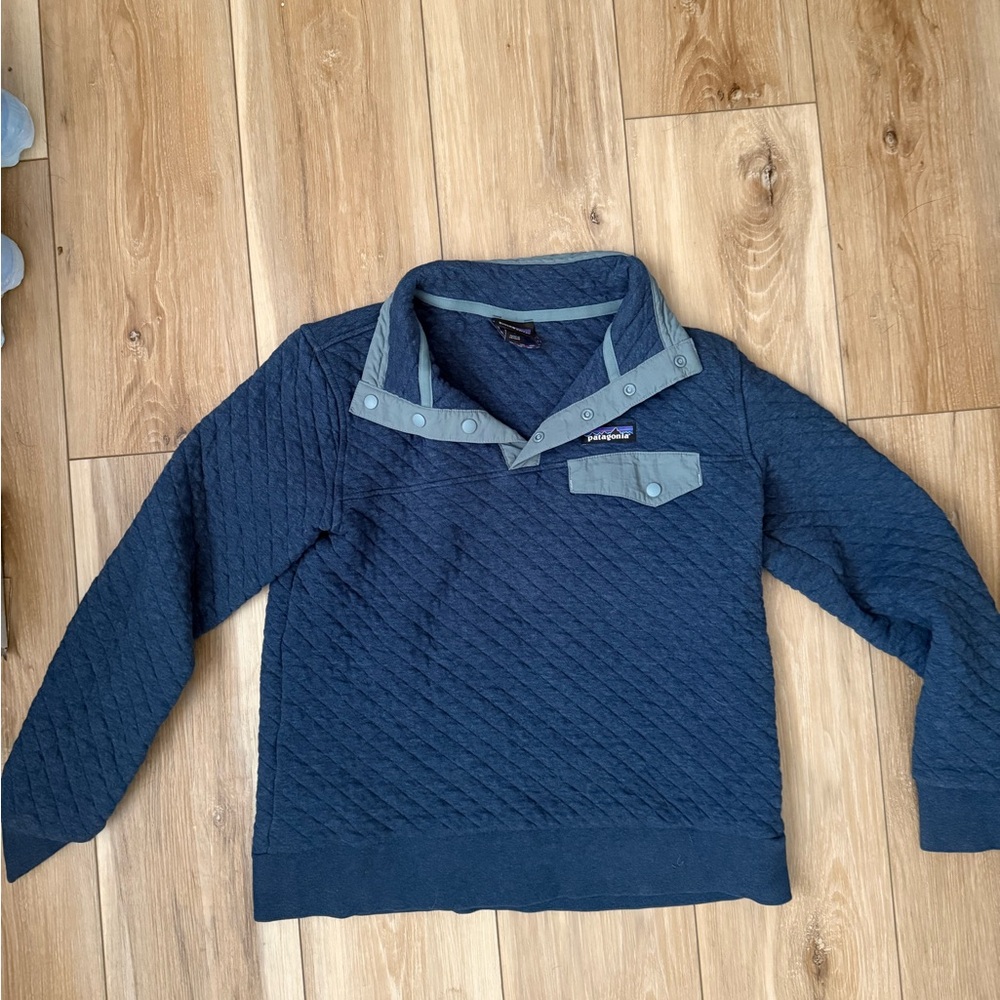 Patagonia Women's Blue Quilted Sweater